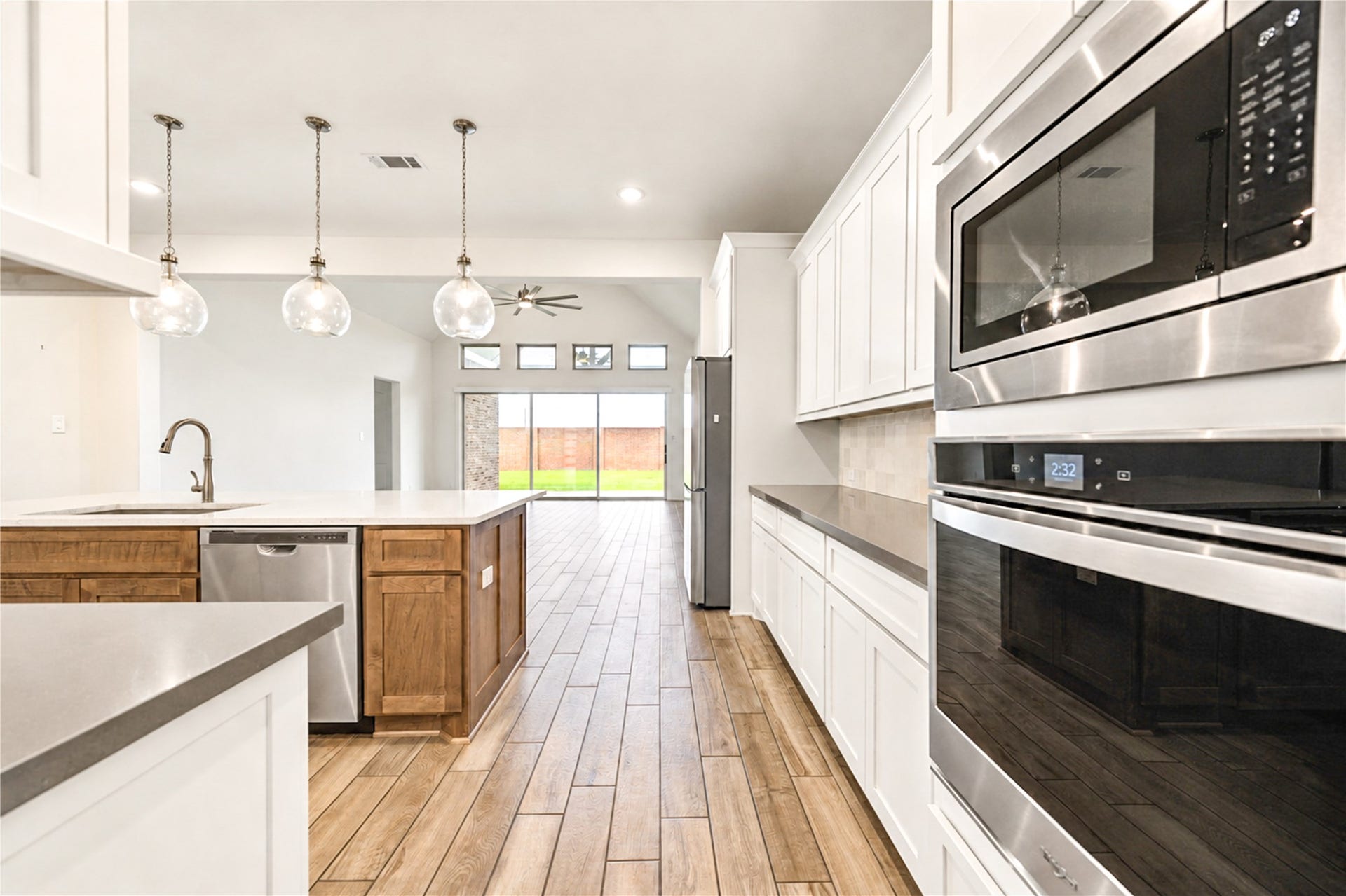 10515 Harvest Oak Court, Missouri City, TX 77459 10515 Harvest Oak Court, Missouri City, TX 77459