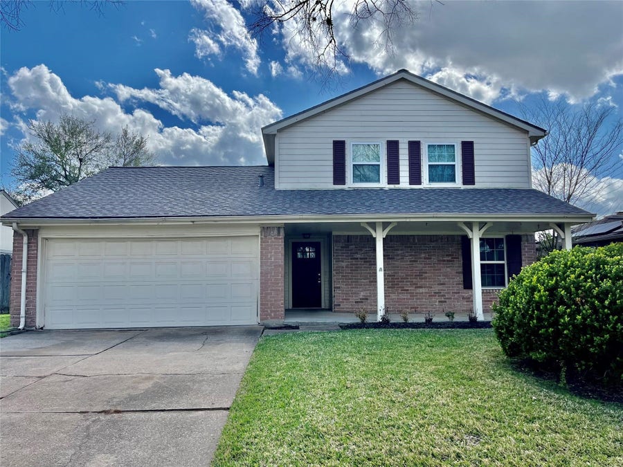 Property photo for 3038 Sam Houston Drive, Sugar Land, TX