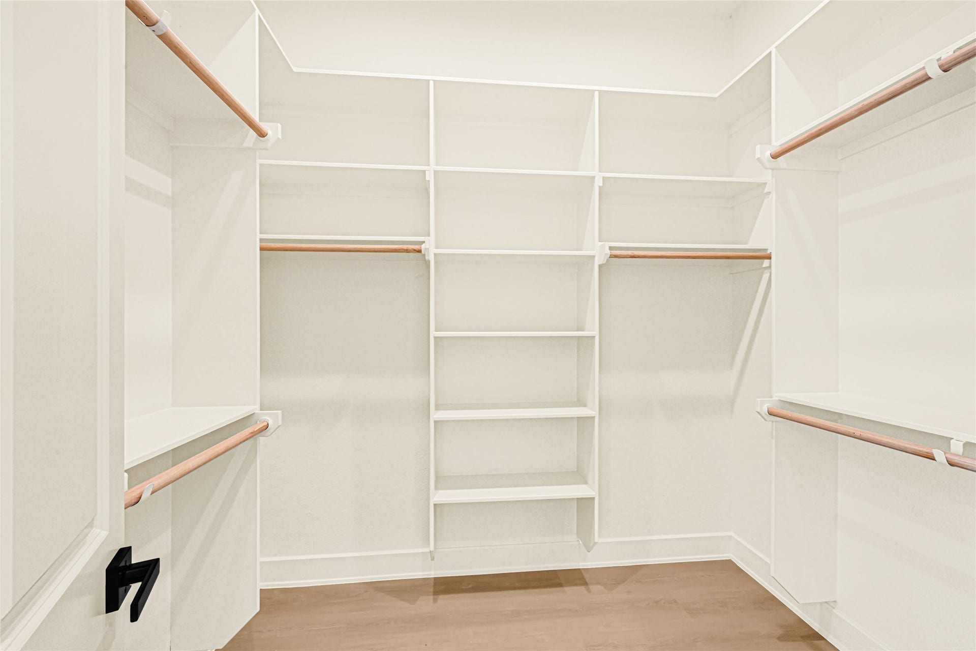 3309 Maury Street, Houston, TX 77009 Her closet