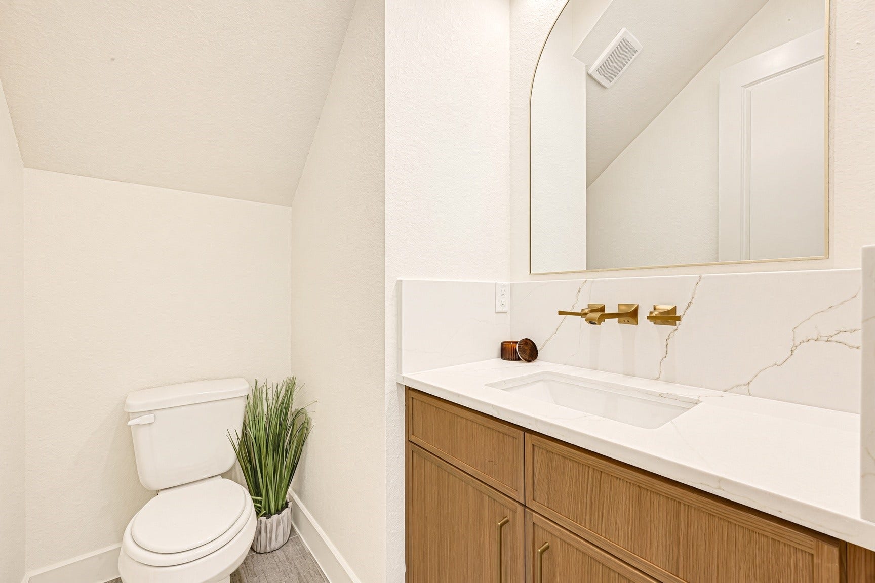 3309 Maury Street, Houston, TX 77009 3309 Maury Street, Houston, TX 77009