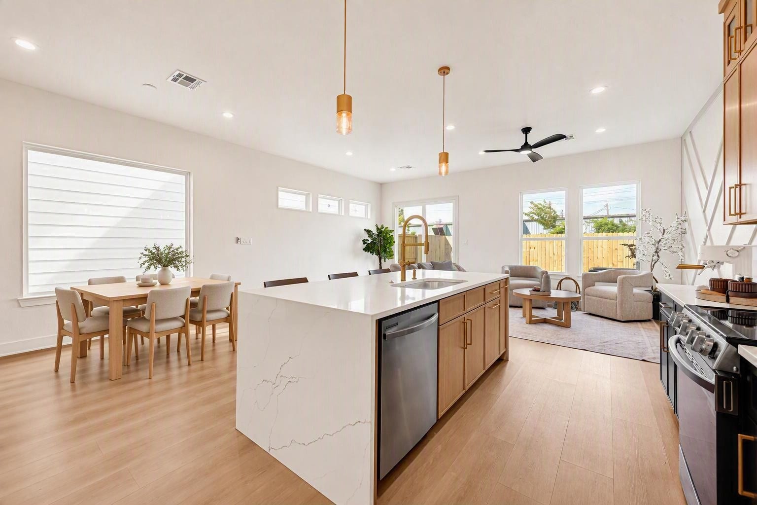3309 Maury Street, Houston, TX 77009 Waterfall Solid Quartz