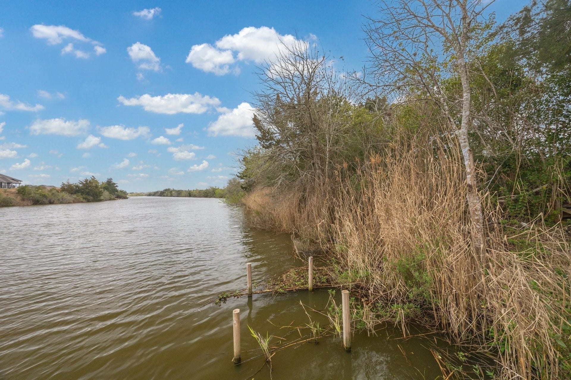 290 Marina View Drive, Webster, TX 77598
