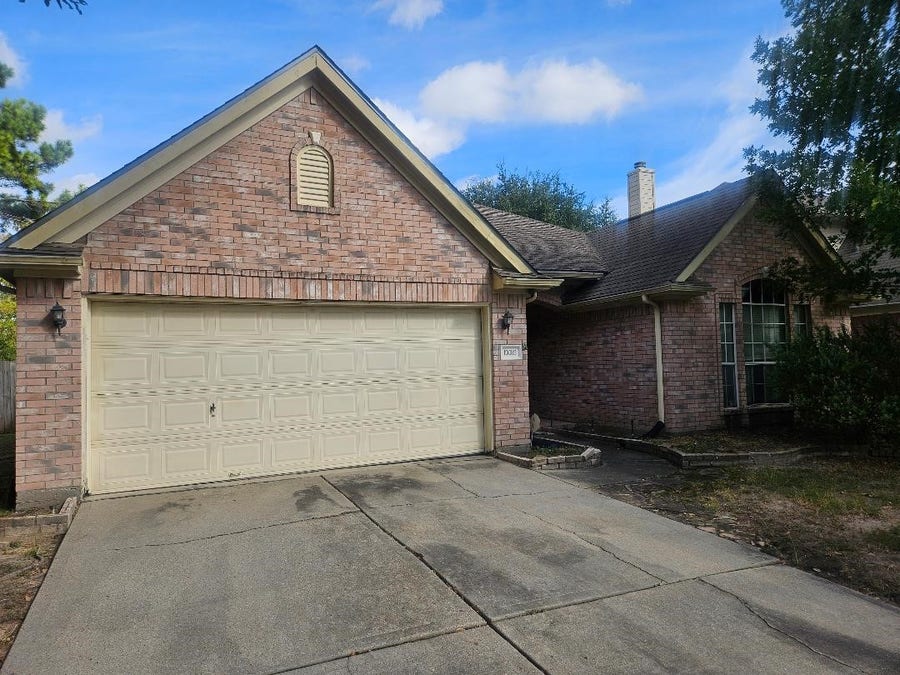 Property photo for 10319 Sable Trail Lane, Houston, TX
