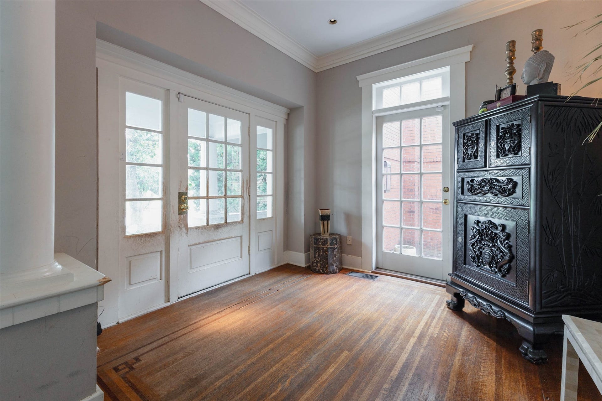 912 Kipling Street, Houston, TX 77006 912 Kipling Street, Houston, TX 77006