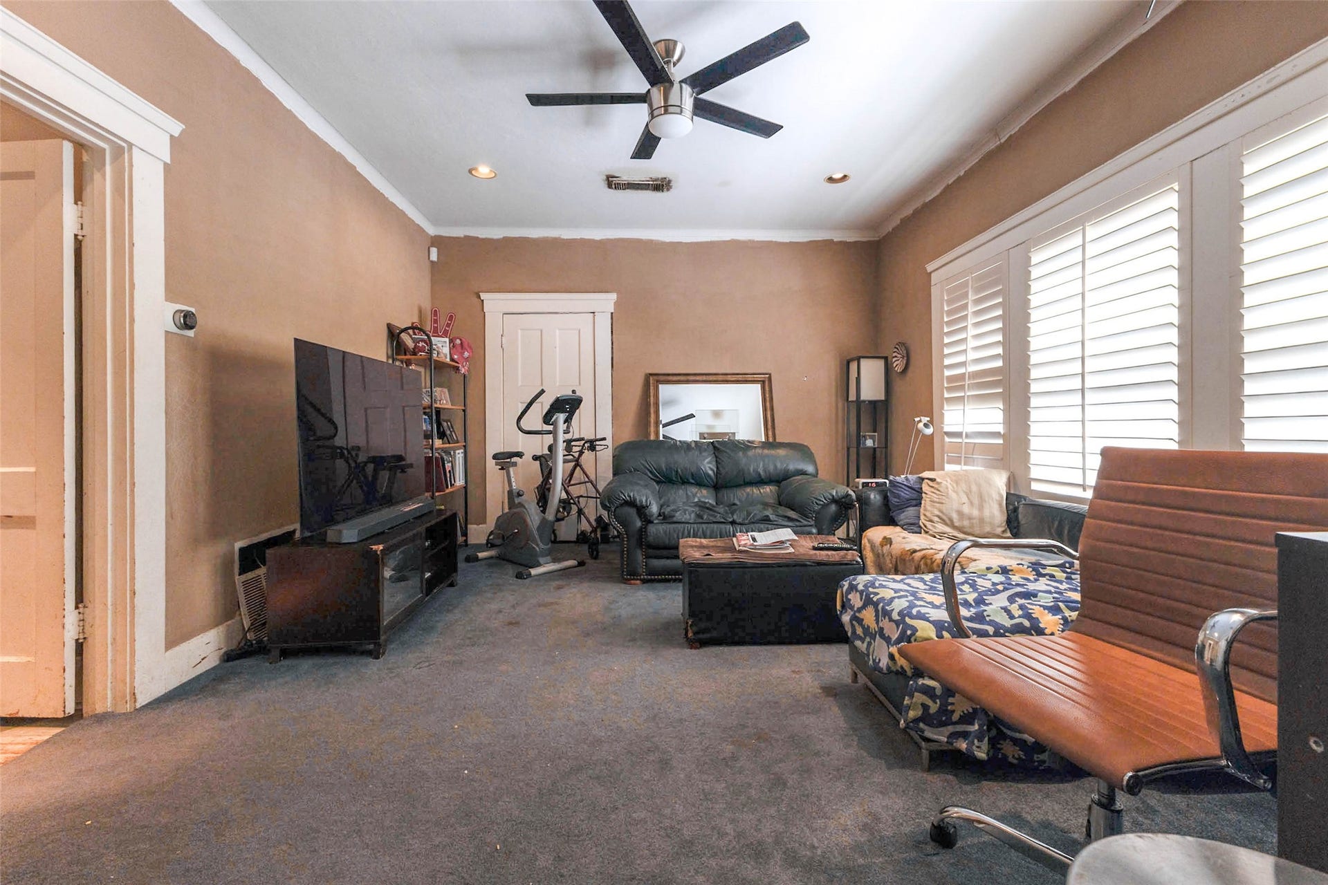 912 Kipling Street, Houston, TX 77006 912 Kipling Street, Houston, TX 77006