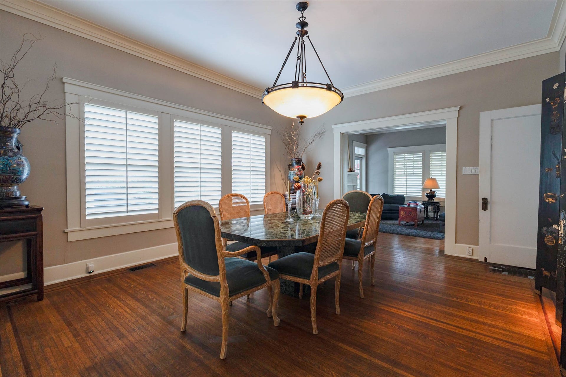 912 Kipling Street, Houston, TX 77006 912 Kipling Street, Houston, TX 77006