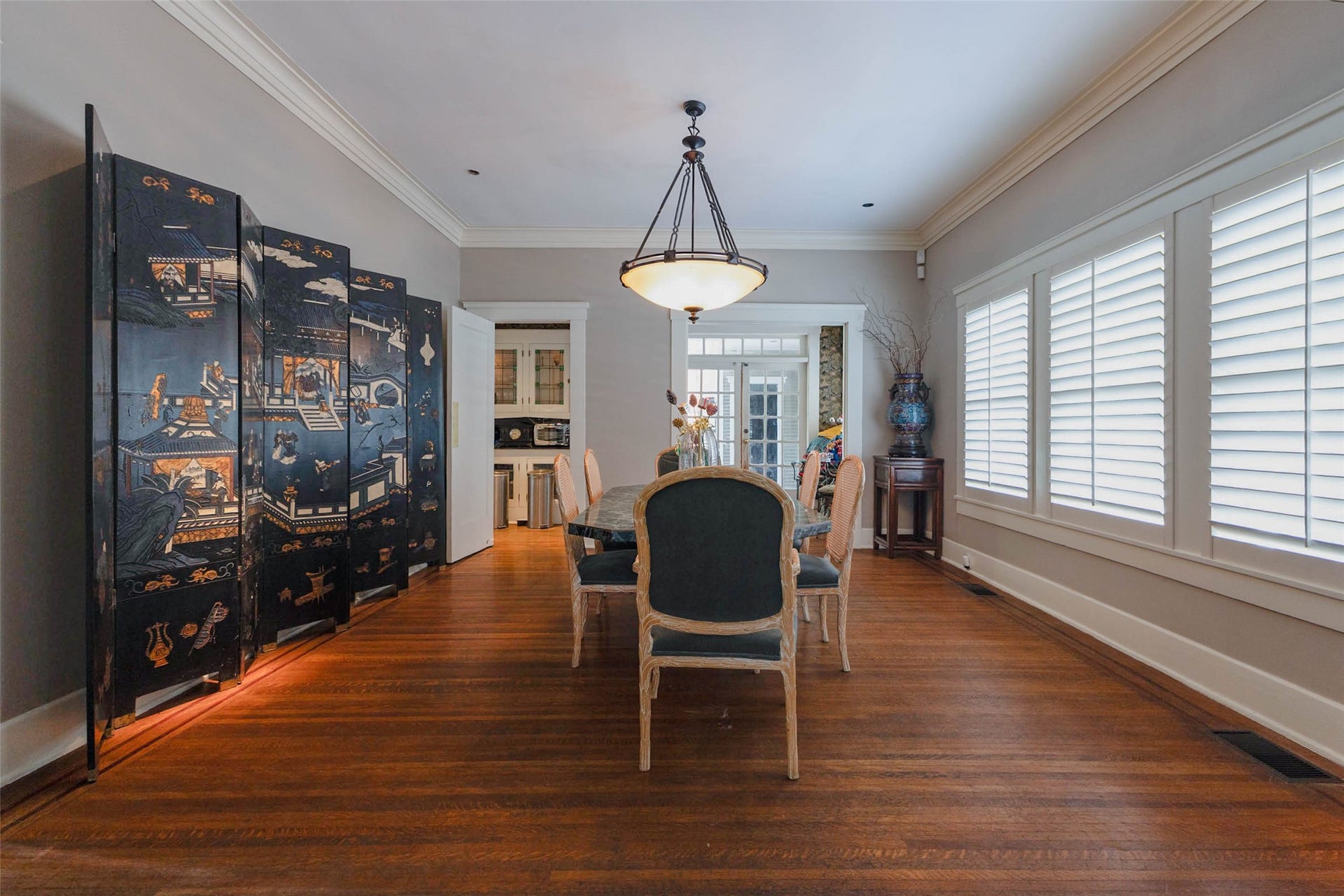 912 Kipling Street, Houston, TX 77006 912 Kipling Street, Houston, TX 77006