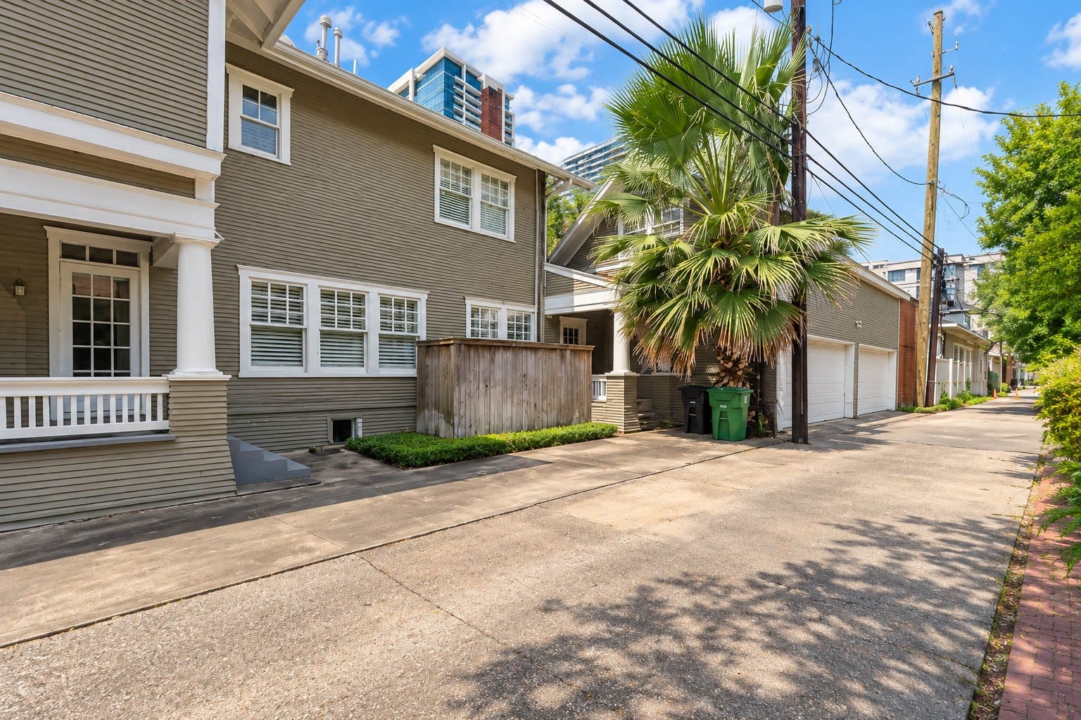 912 Kipling Street, Houston, TX 77006 912 Kipling Street, Houston, TX 77006