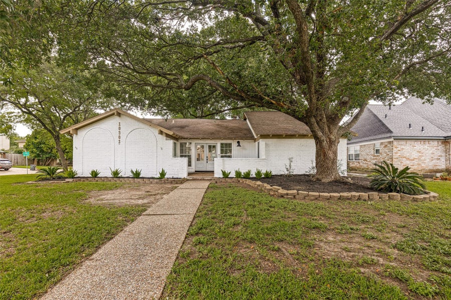 Property photo for 10903 Holly Springs Drive, Houston, TX