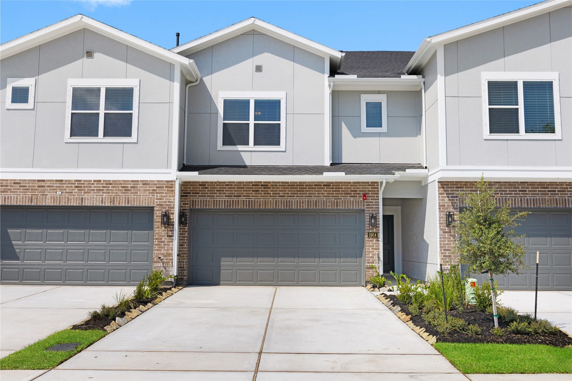 3027 Dovedale Street, Pearland, TX 77584 3027 Dovedale Street, Pearland, TX 77584