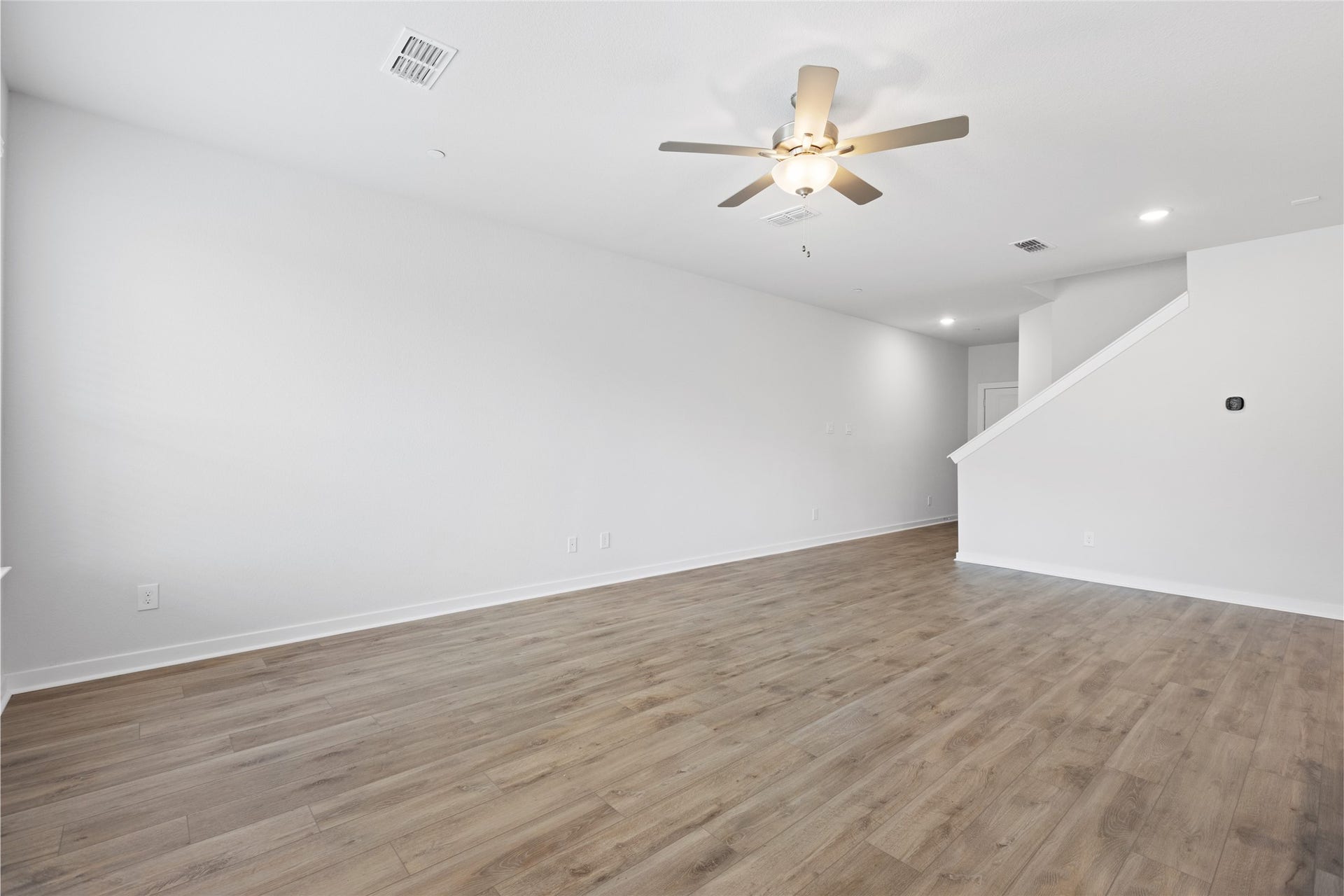 3027 Dovedale Street, Pearland, TX 77584 3027 Dovedale Street, Pearland, TX 77584