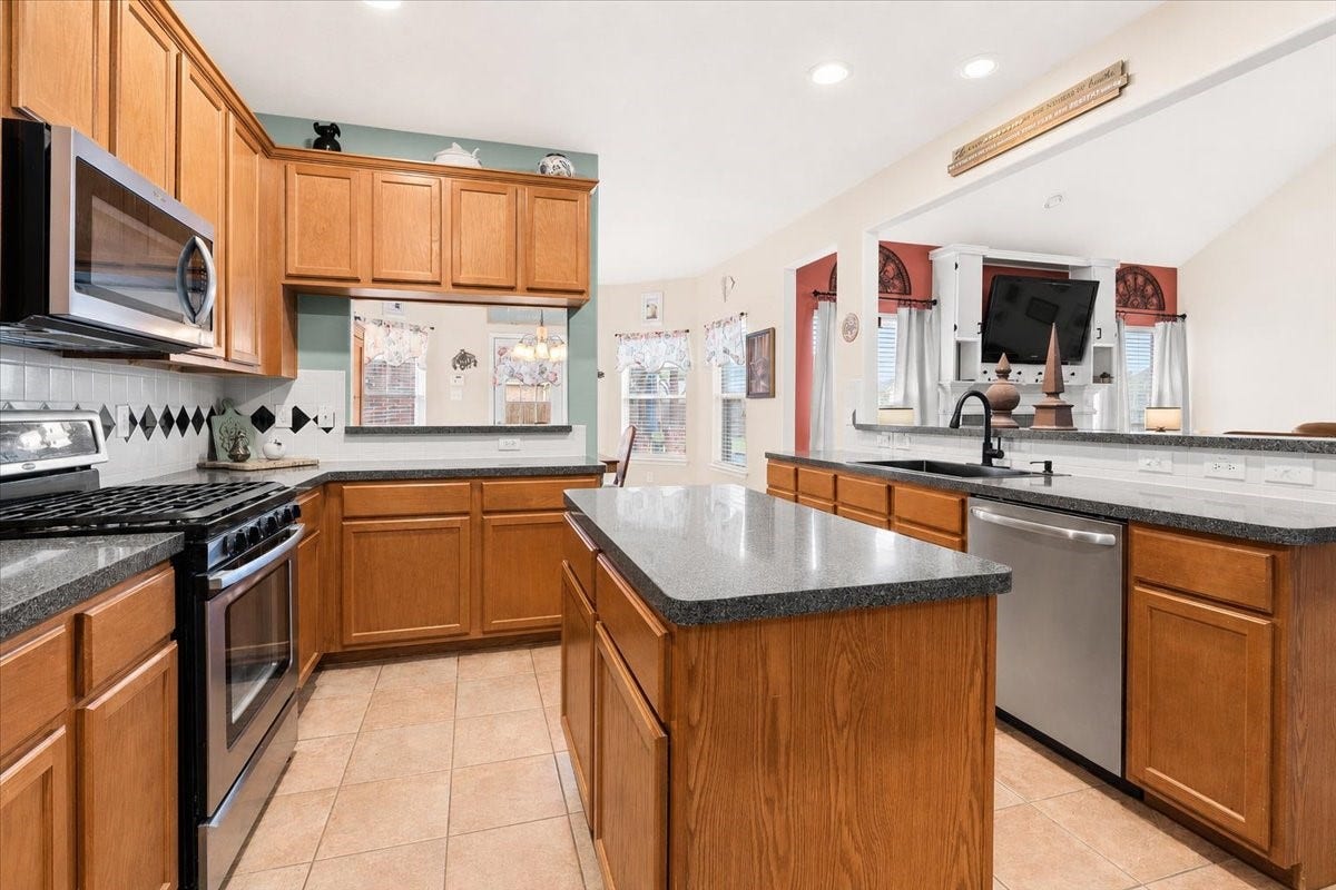 2614 Red River Trail, Deer Park, TX 77536 2614 Red River Trail, Deer Park, TX 77536
