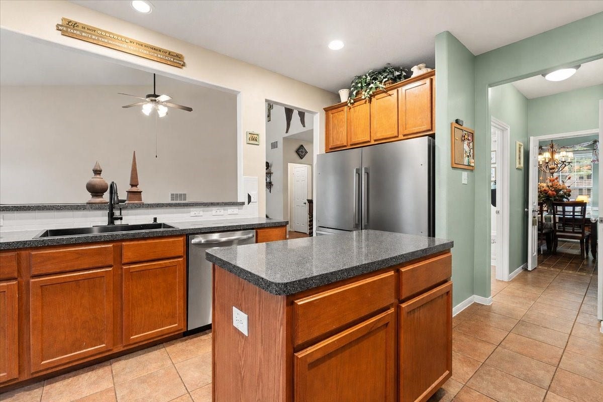 2614 Red River Trail, Deer Park, TX 77536 2614 Red River Trail, Deer Park, TX 77536