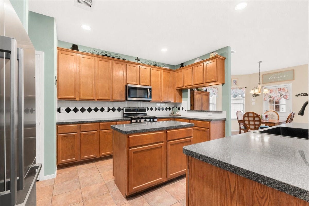 2614 Red River Trail, Deer Park, TX 77536 2614 Red River Trail, Deer Park, TX 77536