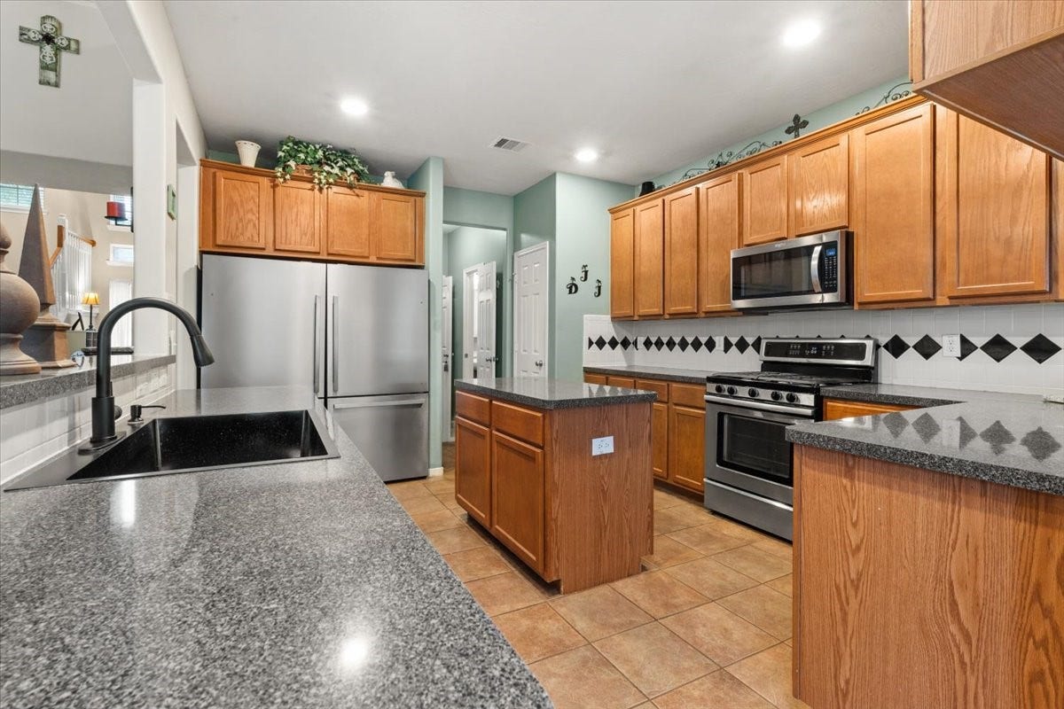 2614 Red River Trail, Deer Park, TX 77536 2614 Red River Trail, Deer Park, TX 77536