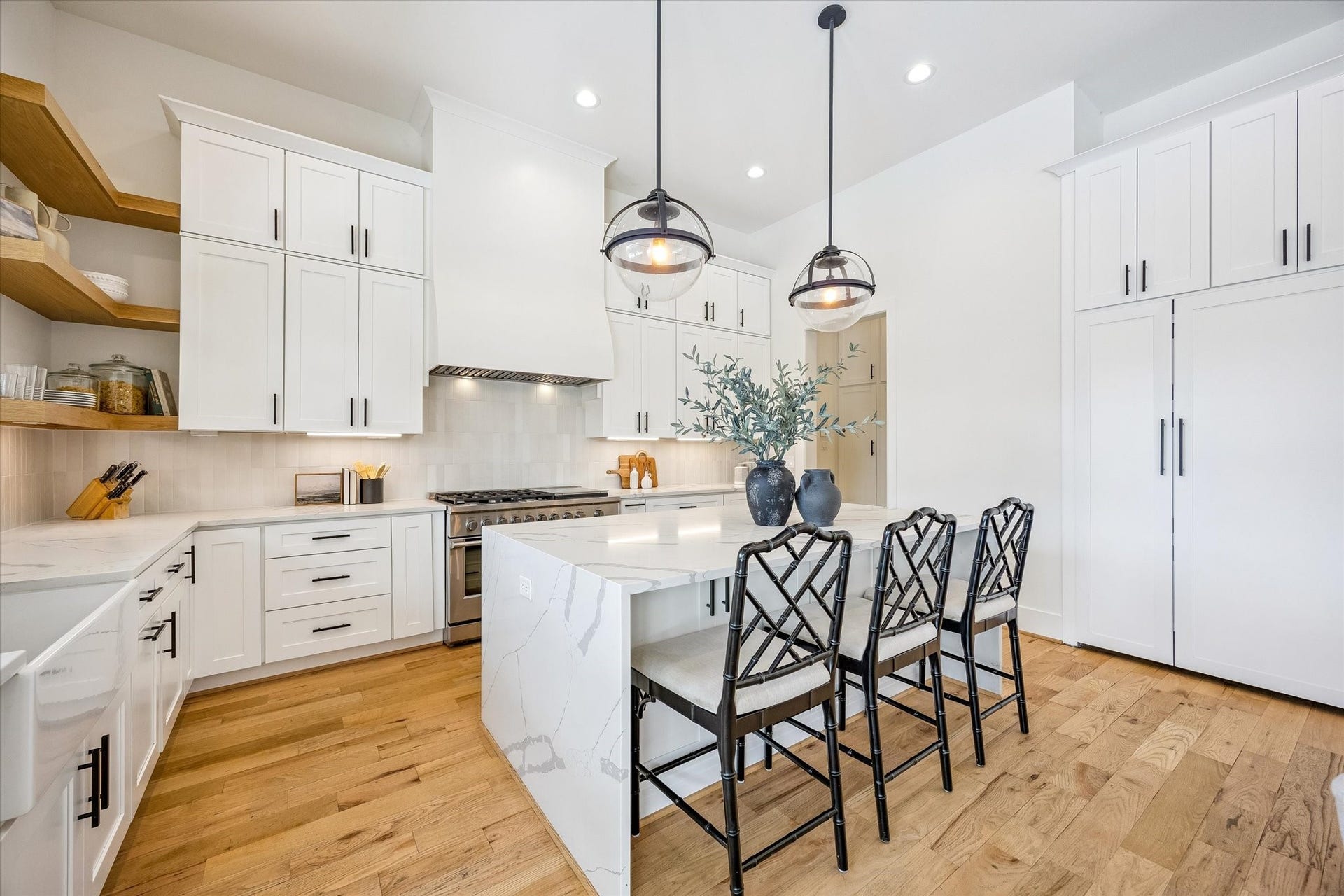 1729 Chippendale Road, Houston, TX 77018