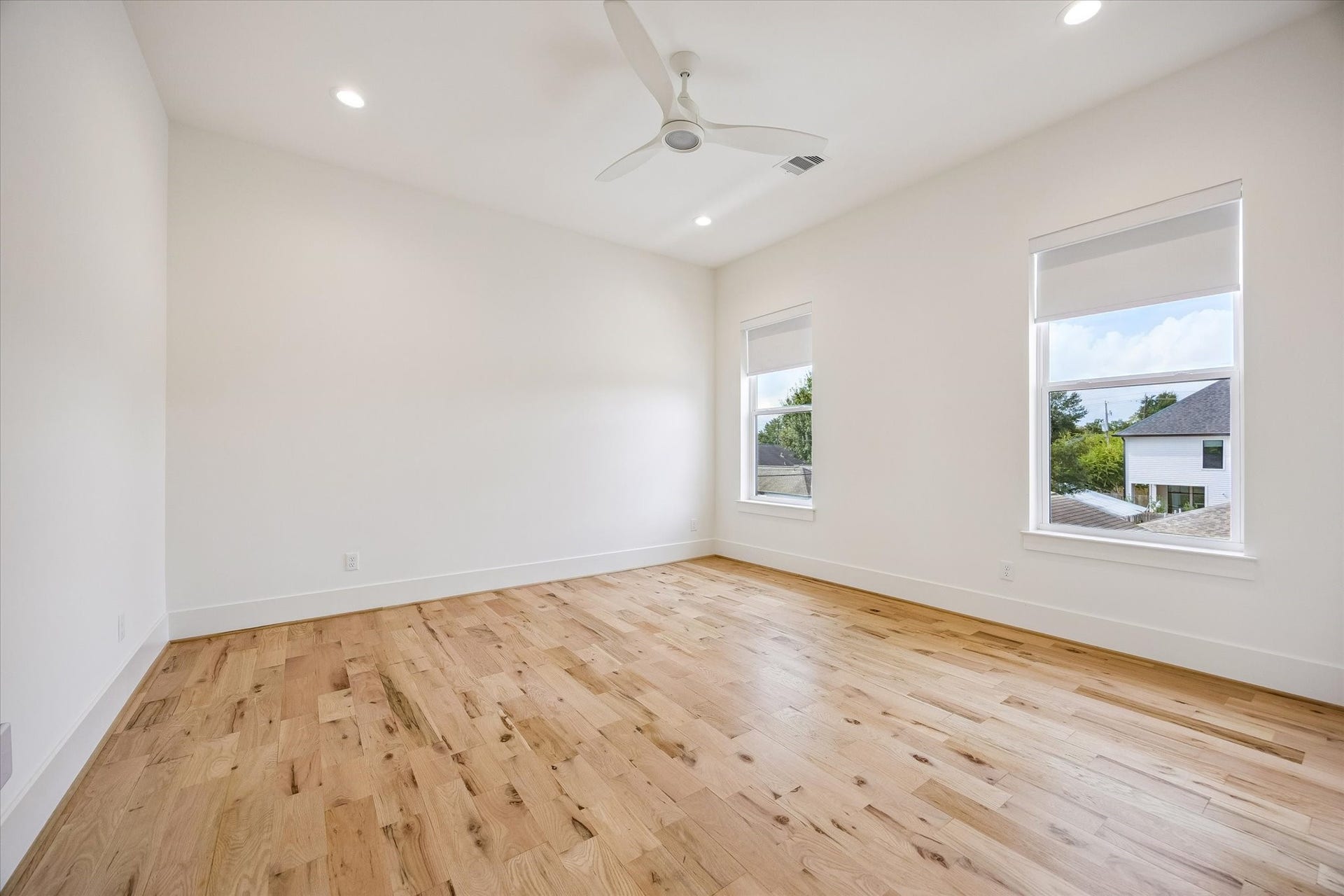 1729 Chippendale Road, Houston, TX 77018