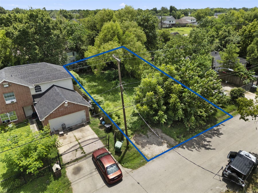 Property photo for 6417 Saint Augustine Street, Houston, TX