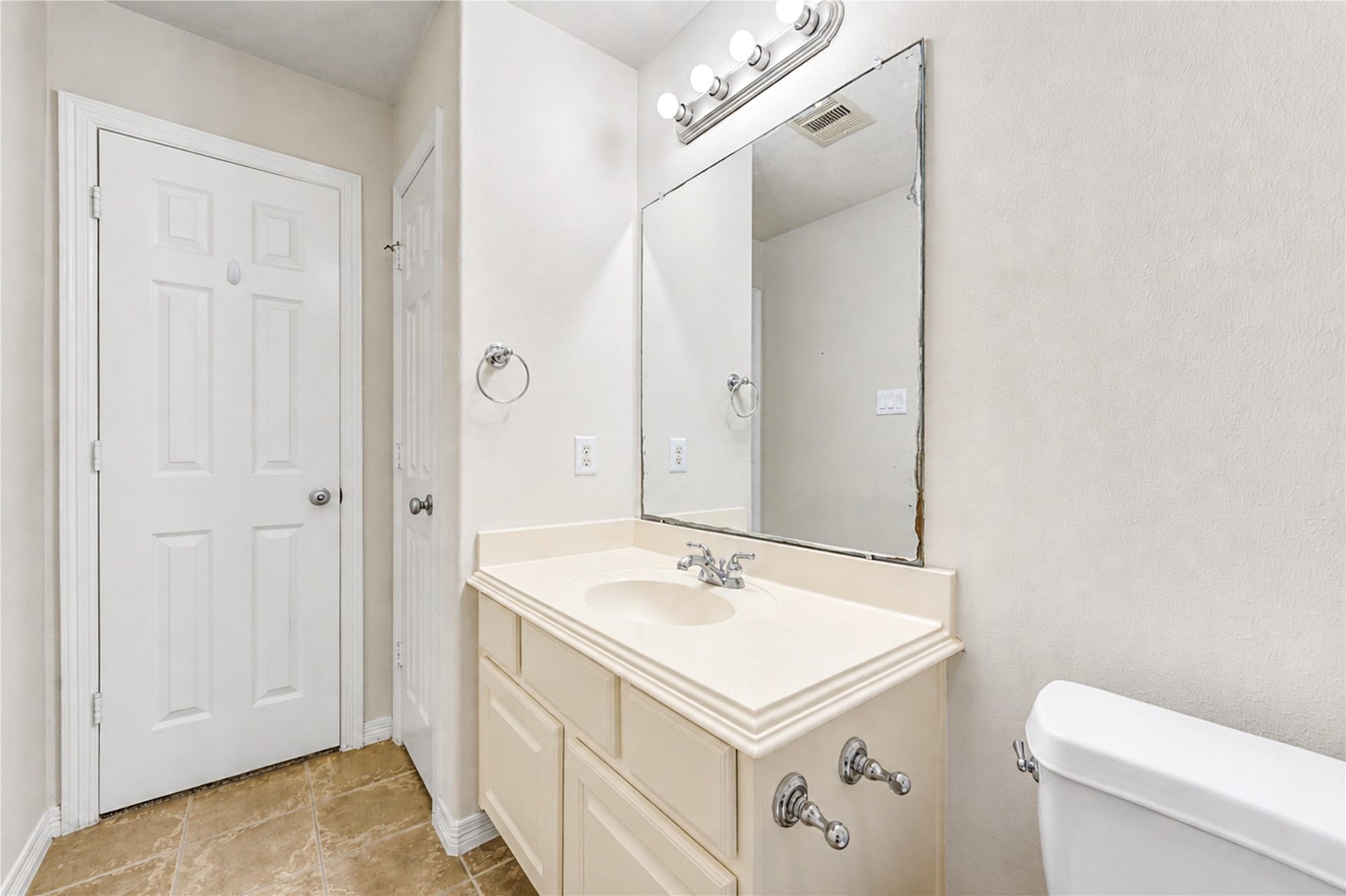1231 Sopris Drive, Houston, TX 77077 1231 Sopris Drive, Houston, TX 77077