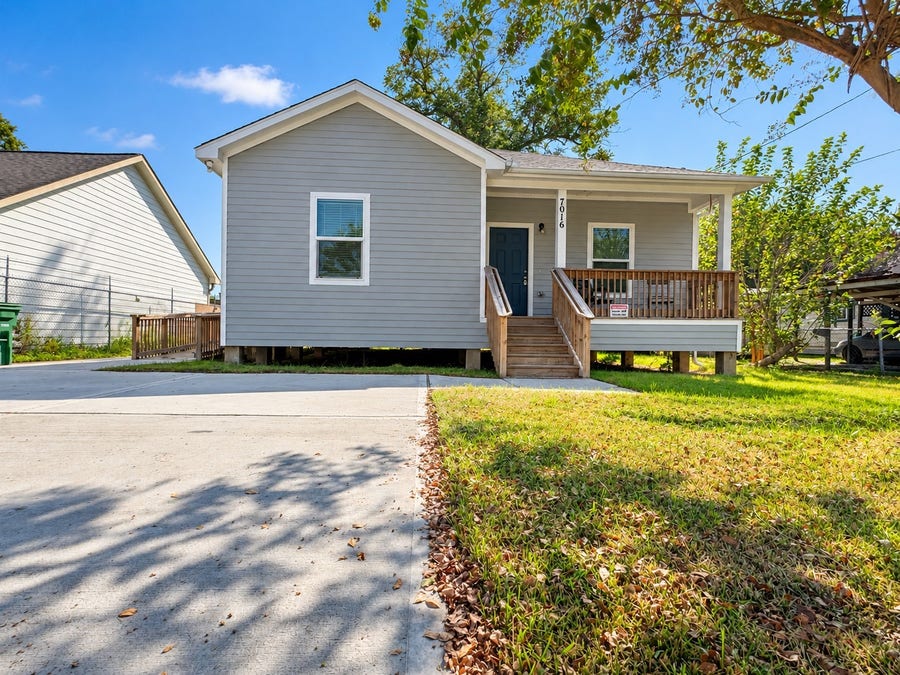 Property photo for 7016 Semmes Street, Houston, TX