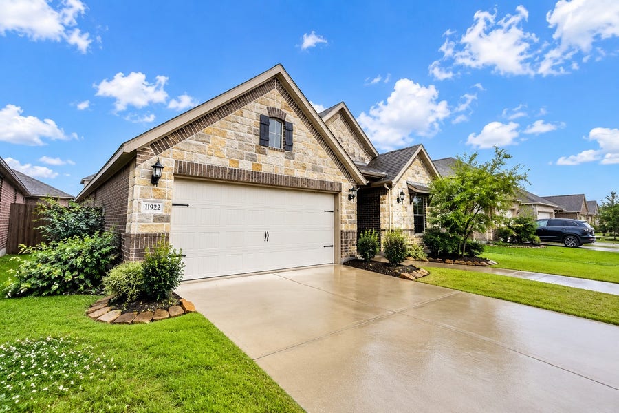 Property photo for 11922 Radura Road, Humble, TX