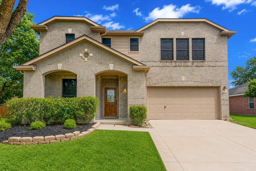 Property photo for 3722 Mystic Meadows Lane, Friendswood, TX