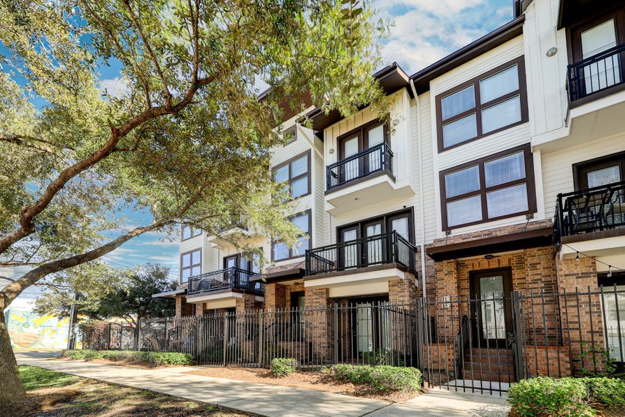 Property photo for 1305 Delano Street, Houston, TX