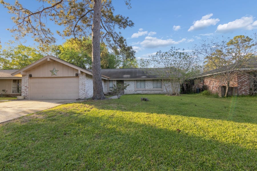 Property photo for 4425 Algernon Drive, Spring, TX