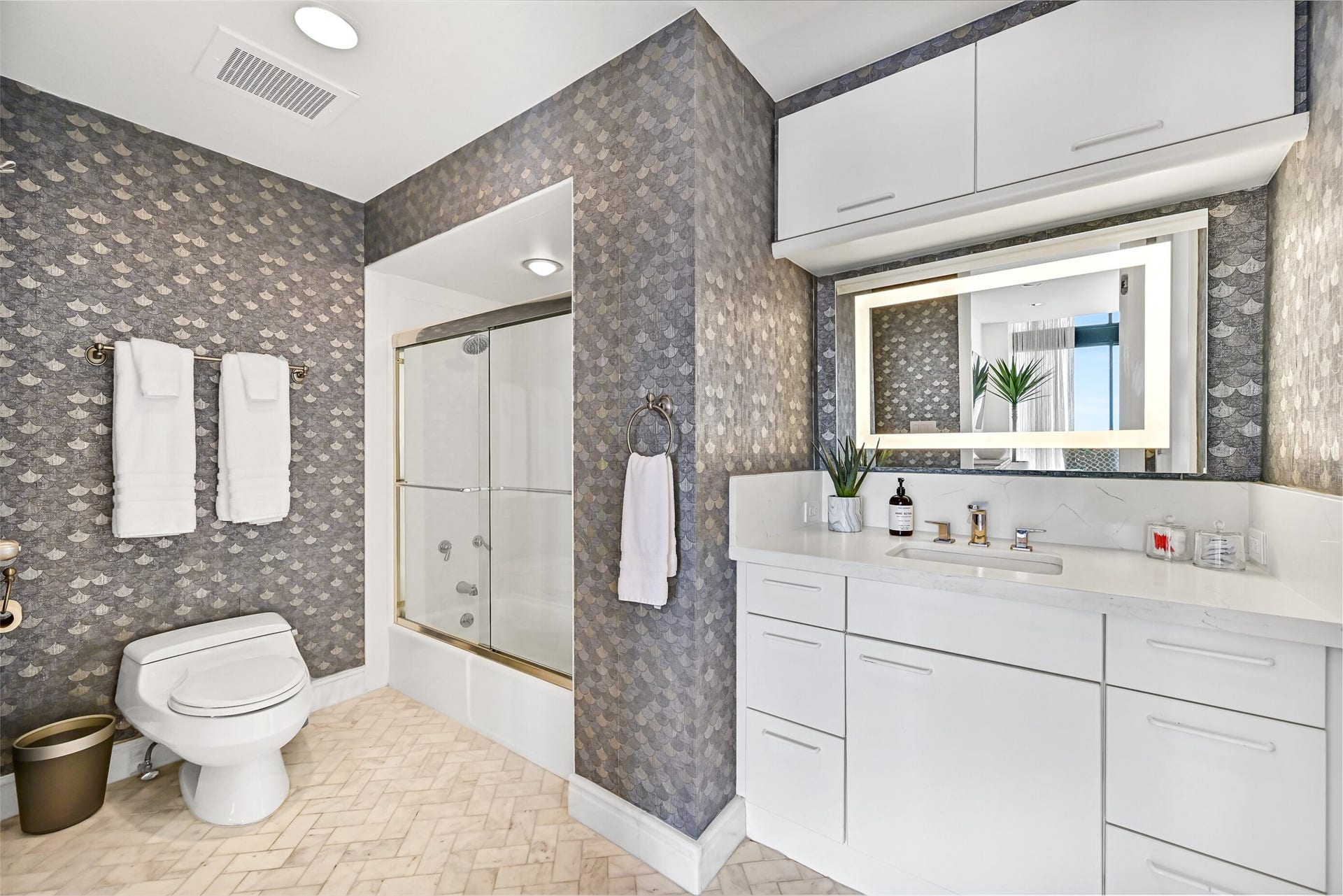 5220 Seawall Boulevard, #1634, Galveston, TX 77551 5220 Seawall Boulevard, #1634, Galveston, TX 77551