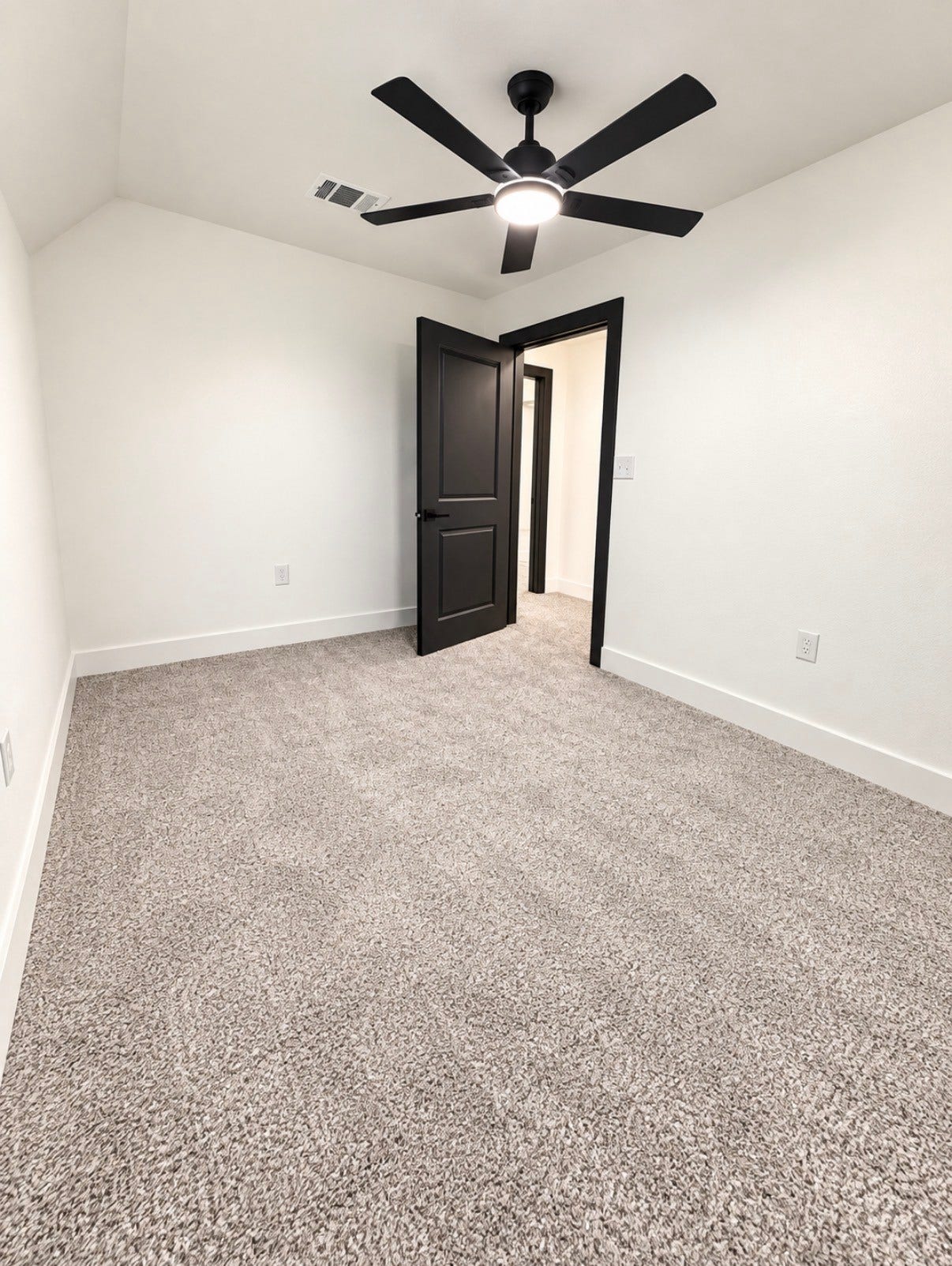 12511 Patridge Circle, Pinehurst, TX 77362 12511 Patridge Circle, Pinehurst, TX 77362