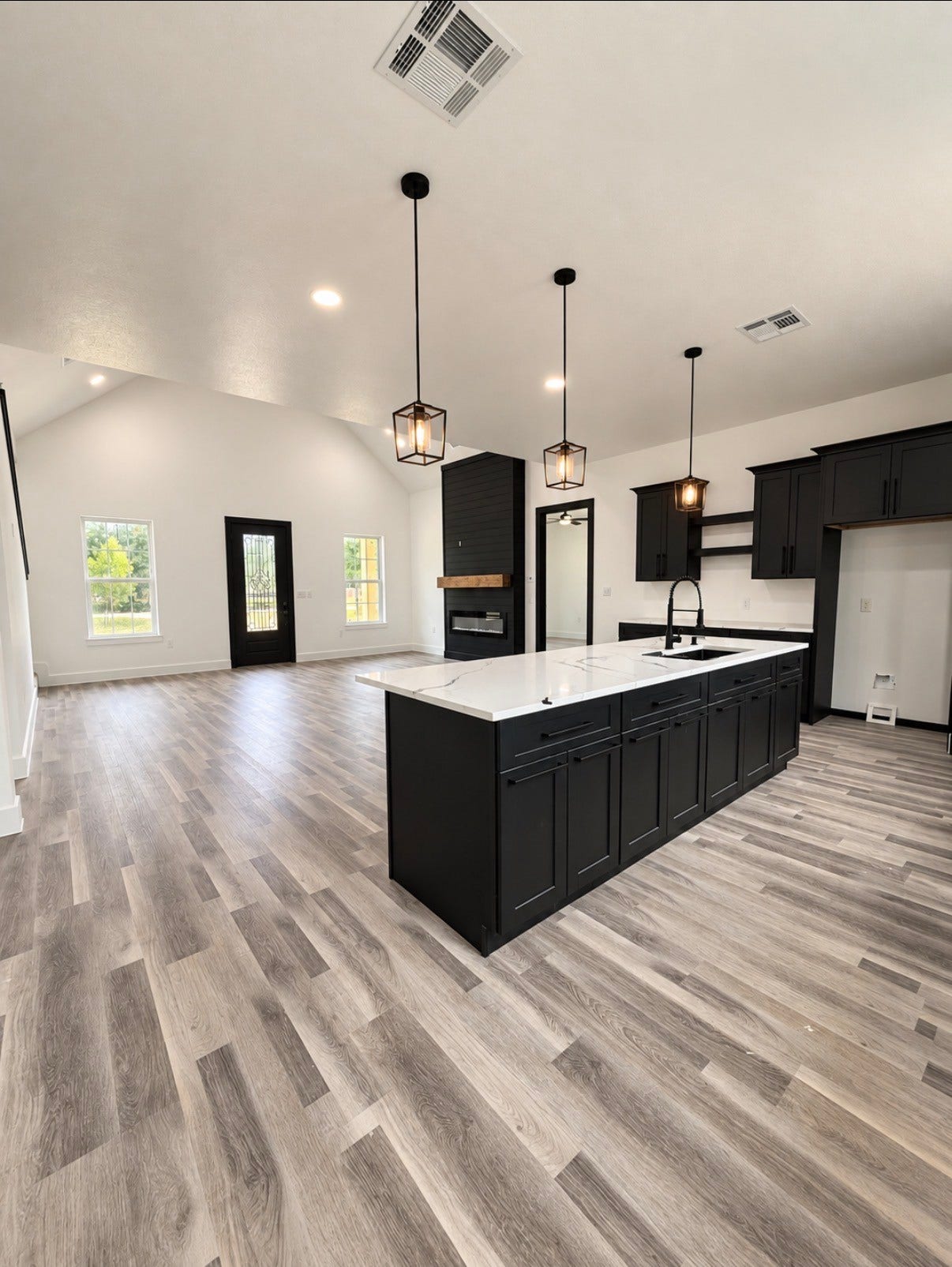 12511 Patridge Circle, Pinehurst, TX 77362 12511 Patridge Circle, Pinehurst, TX 77362