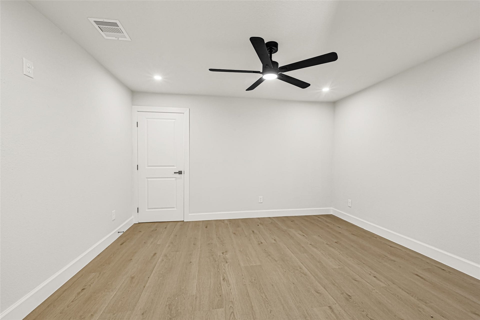 1602 Baker Drive, Tomball, TX 77375
