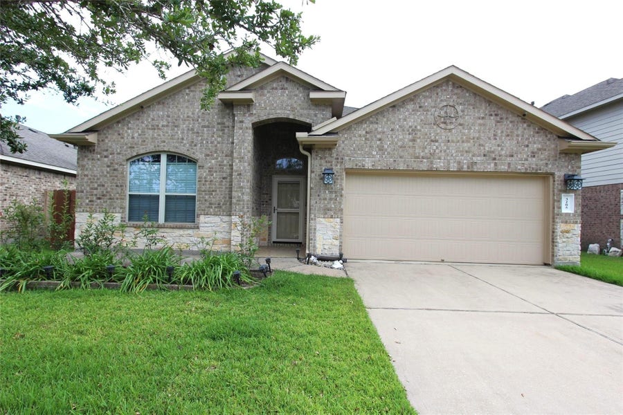 Property photo for 3205 Granite Gate Lane, Dickinson, TX