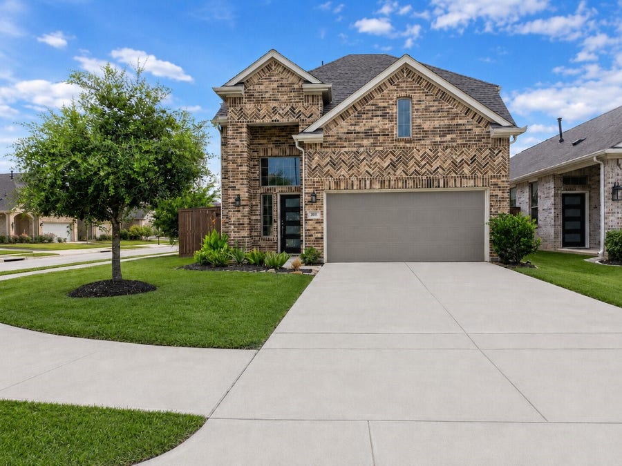 Property photo for 7011 Winterberry Glen Lane, Katy, TX