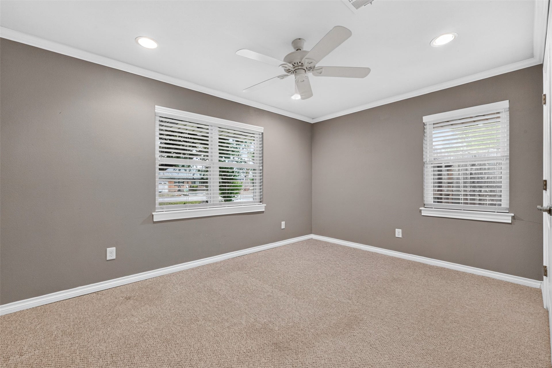 3107 Mona Lee Lane, Houston, TX 77080 3107 Mona Lee Lane, Houston, TX 77080