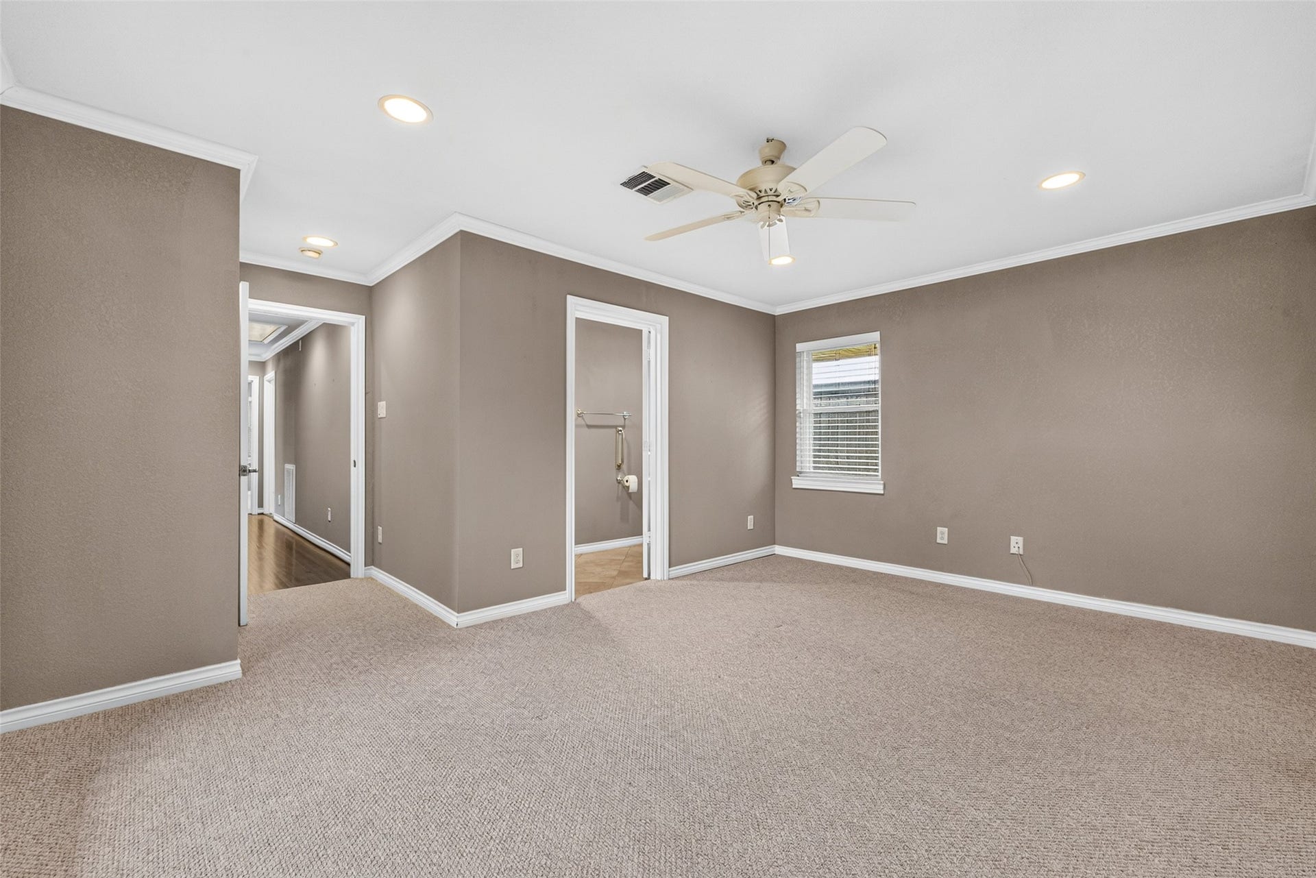 3107 Mona Lee Lane, Houston, TX 77080 3107 Mona Lee Lane, Houston, TX 77080