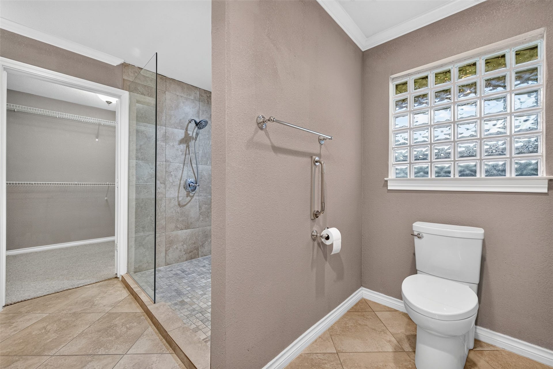 3107 Mona Lee Lane, Houston, TX 77080 3107 Mona Lee Lane, Houston, TX 77080