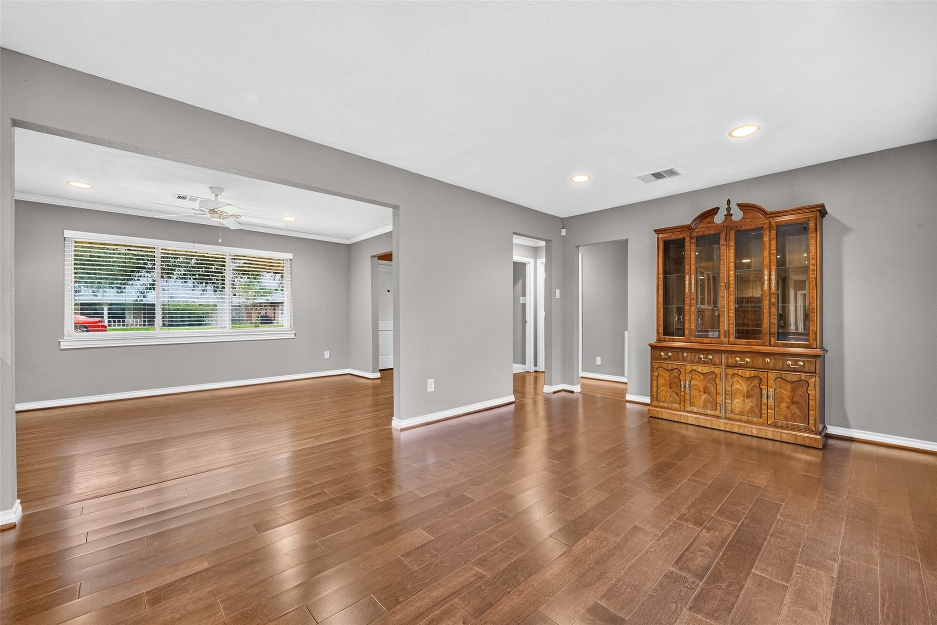 3107 Mona Lee Lane, Houston, TX 77080 3107 Mona Lee Lane, Houston, TX 77080