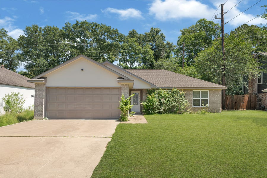 Property photo for 4814 Pine Cliff Drive, Houston, TX