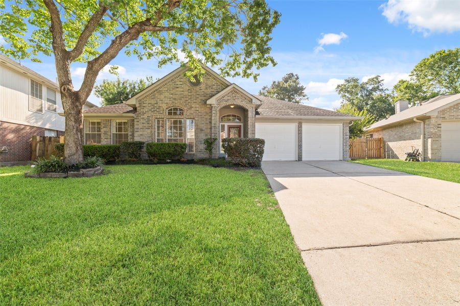 Property photo for 3811 Timber Rail Drive, Humble, TX