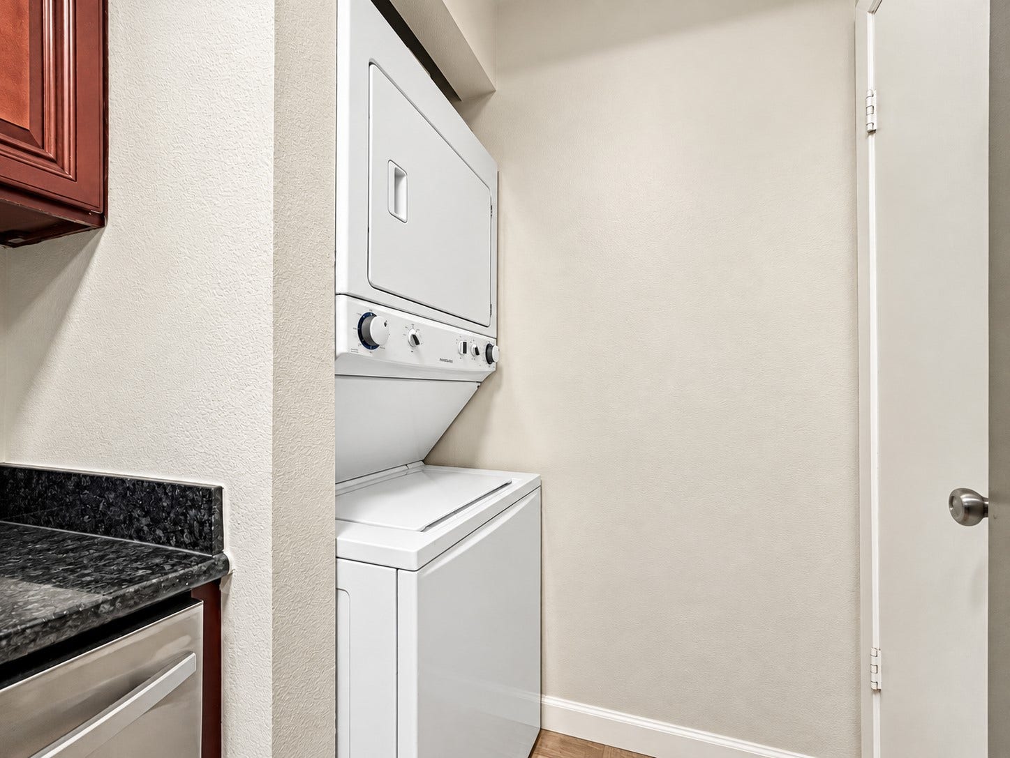 9707 Richmond Avenue, #11, Houston, TX 77042 9707 Richmond Avenue, #11, Houston, TX 77042