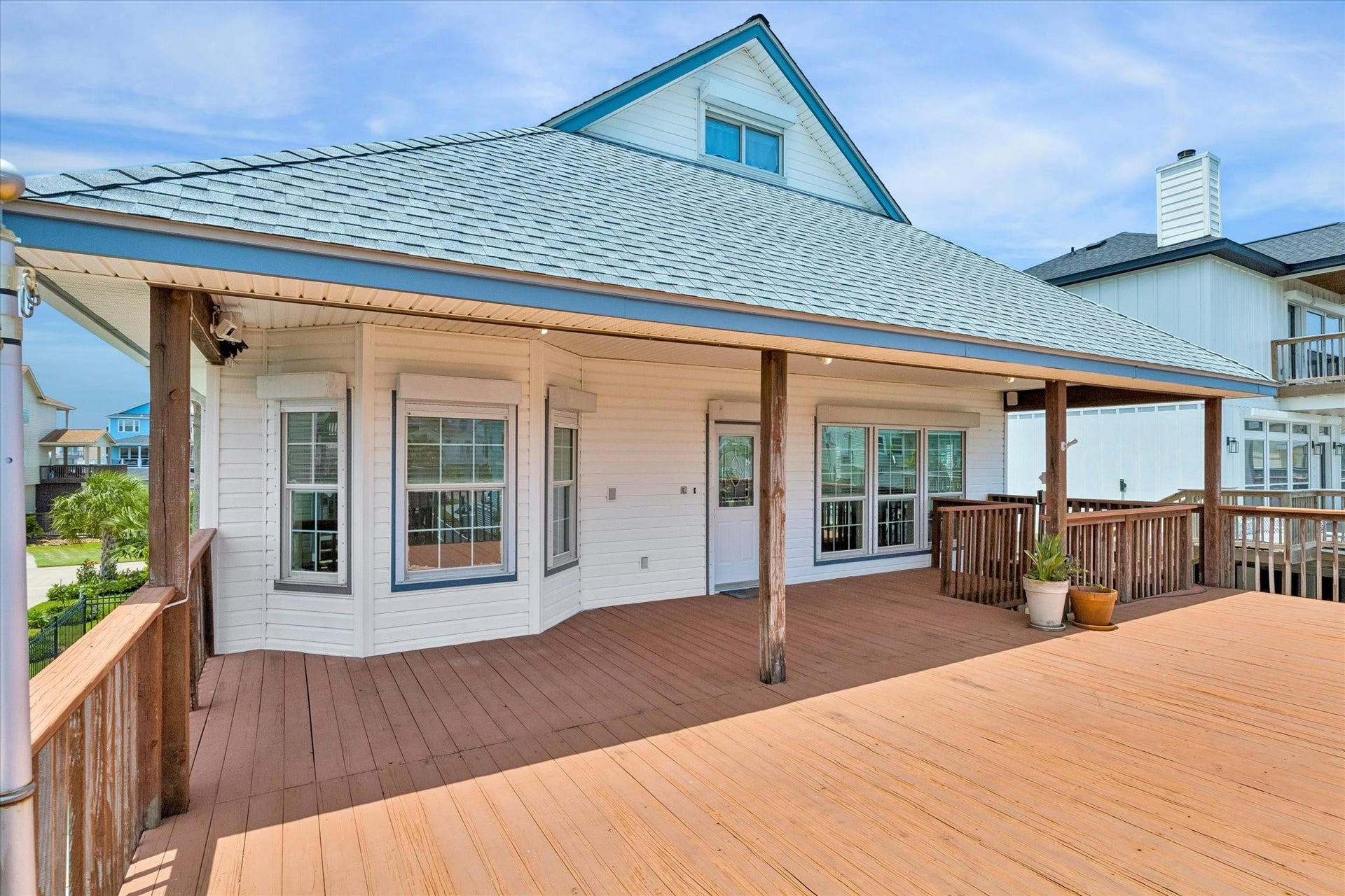 506 Westerly Drive, Tiki Island, TX 77554 506 Westerly Drive, Tiki Island, TX 77554