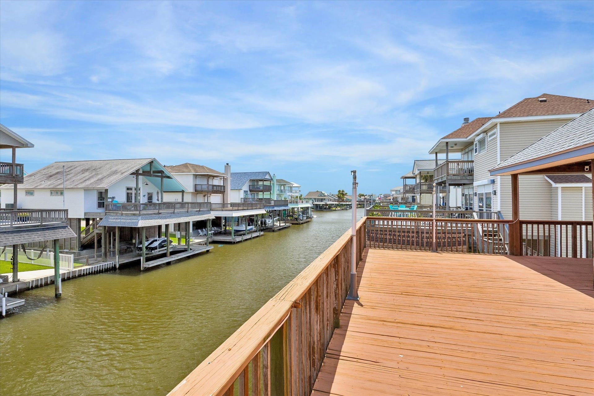 506 Westerly Drive, Tiki Island, TX 77554 506 Westerly Drive, Tiki Island, TX 77554