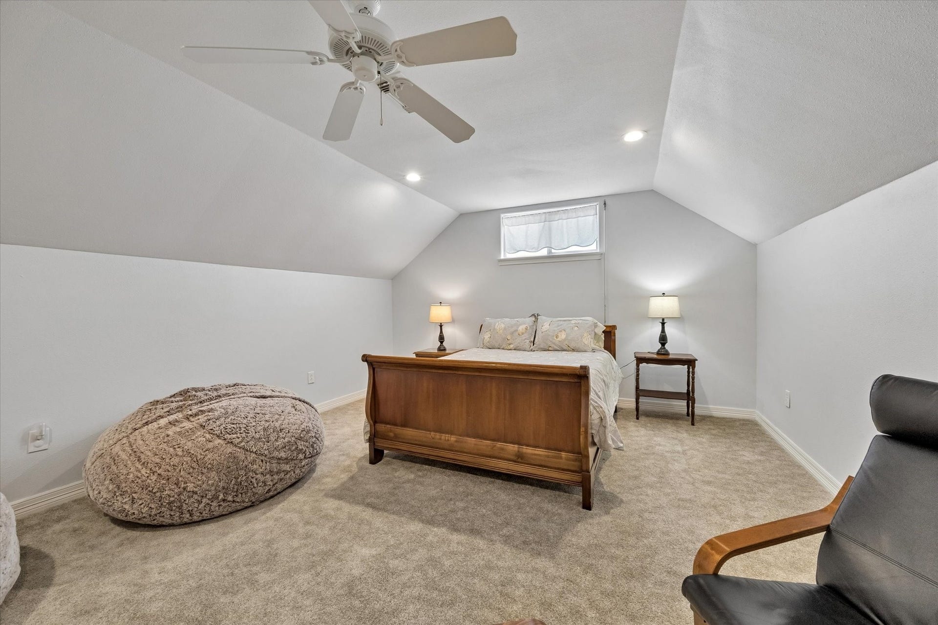 506 Westerly Drive, Tiki Island, TX 77554 506 Westerly Drive, Tiki Island, TX 77554