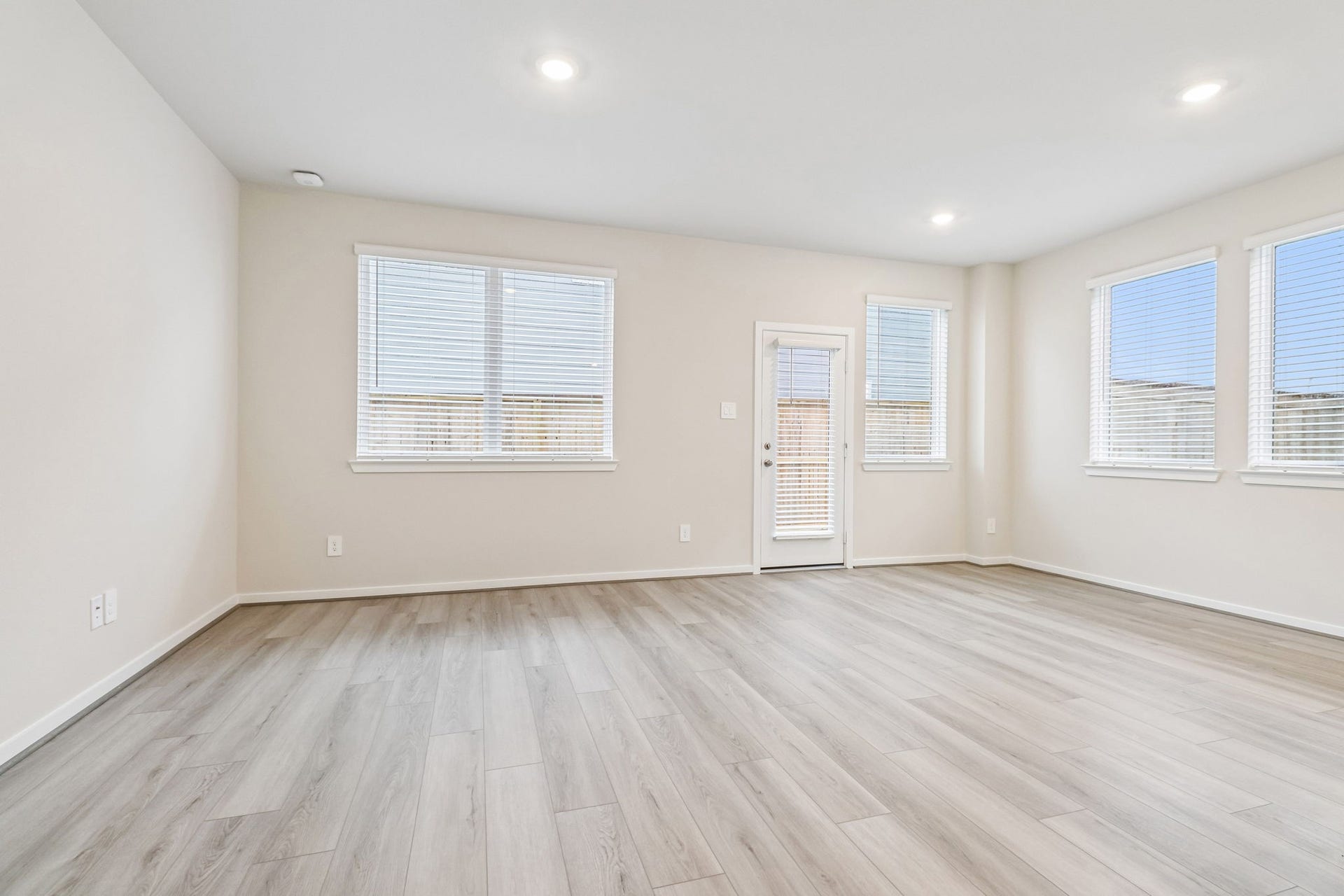 4219 Juniper Mist Drive, Missouri City, TX 77459 4219 Juniper Mist Drive, Missouri City, TX 77459
