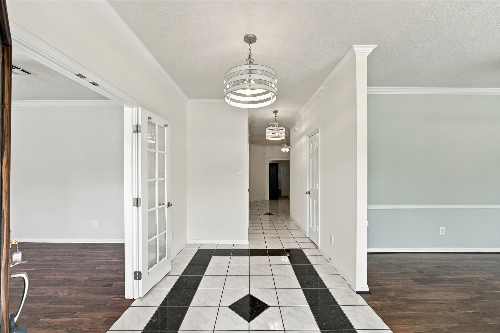 54 S Wind Drive, Montgomery, TX 77356 54 S Wind Drive, Montgomery, TX 77356