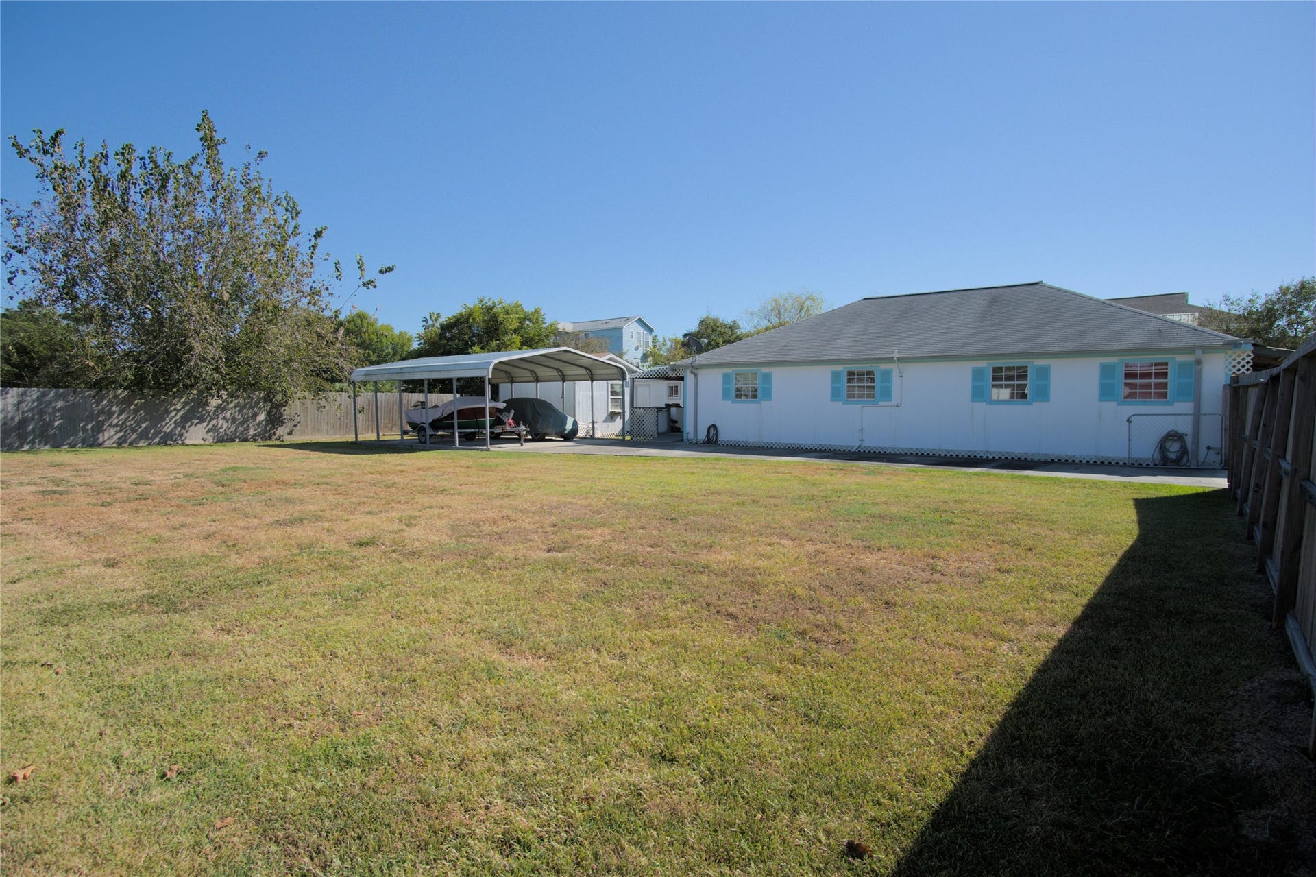 511 5th Street, San Leon, TX 77539 511 5th Street, San Leon, TX 77539