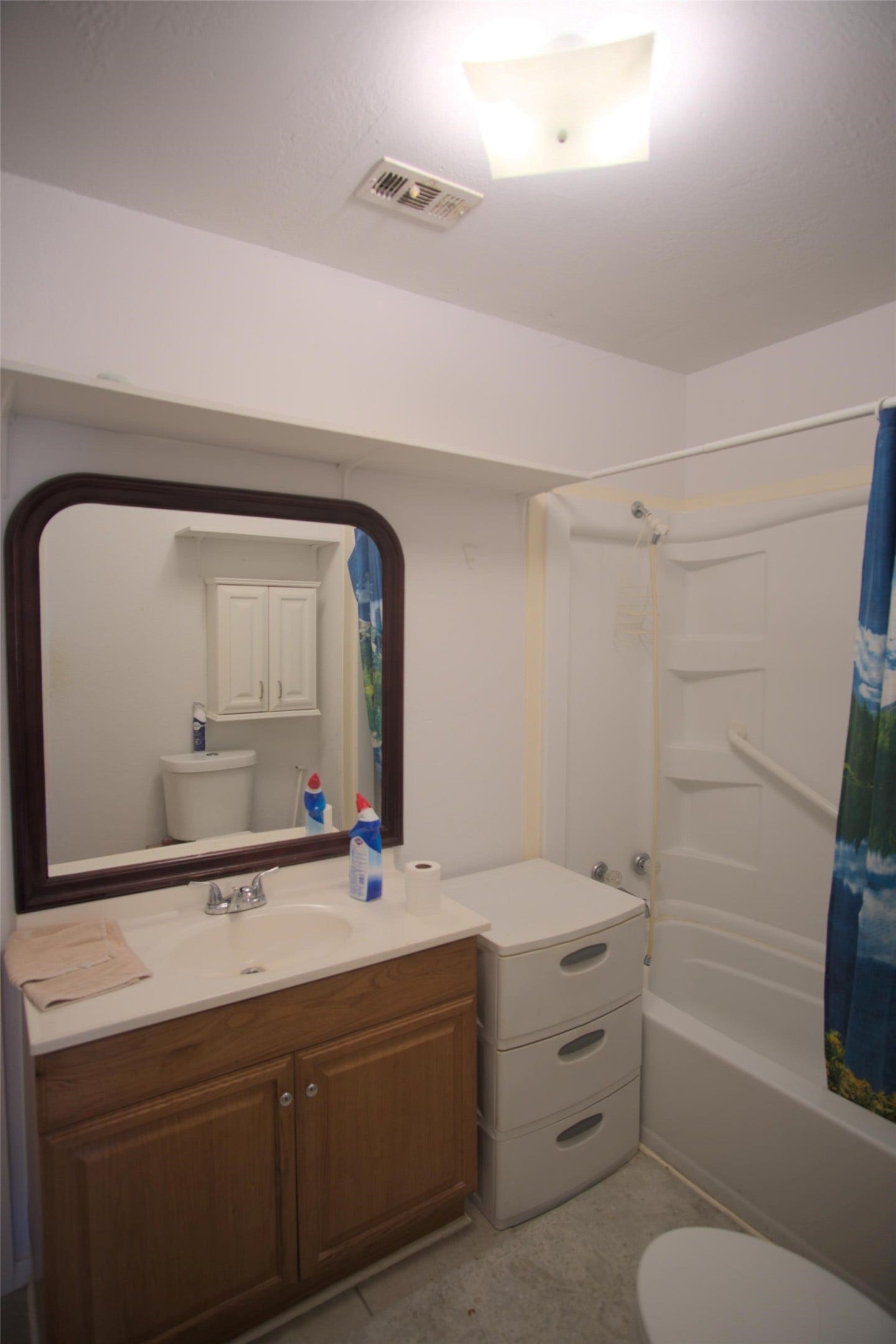 511 5th Street, San Leon, TX 77539 Master bath