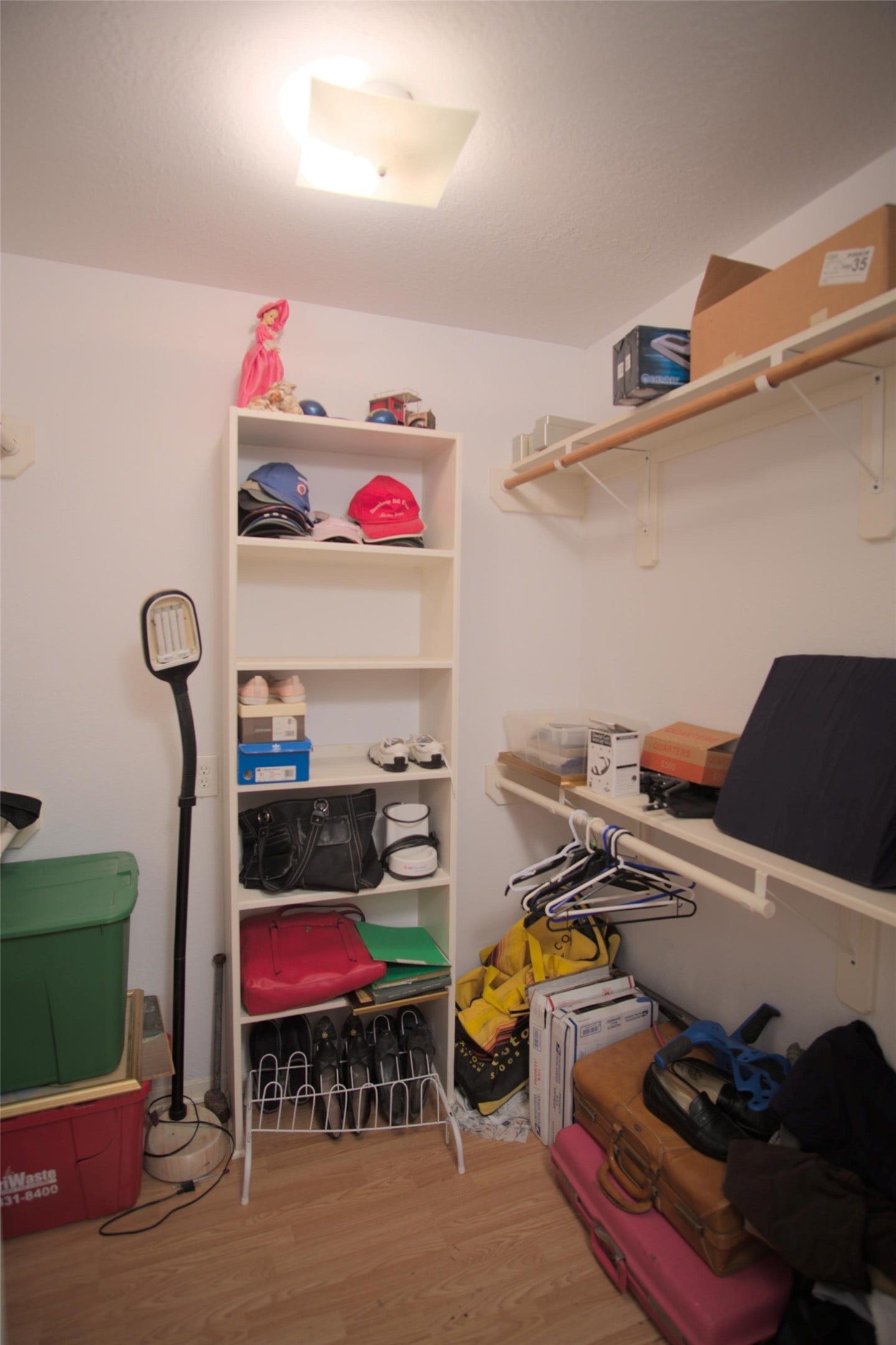 511 5th Street, San Leon, TX 77539 master closet/storage