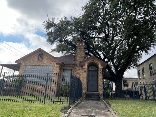 Property photo for 4442 Leeland Street, Houston, TX